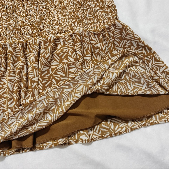 NWOT Old Navy V-Neck Mesh Babydoll Cami Swing Top - Picture 3 of 5